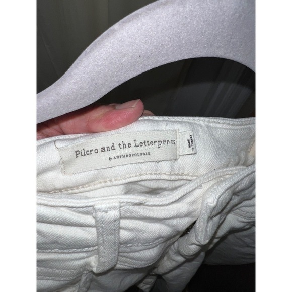 Anthropologie Pilcro Distressed Slim Boyfriend Cropped Jeans Size 27/24" inseam - Picture 3 of 6